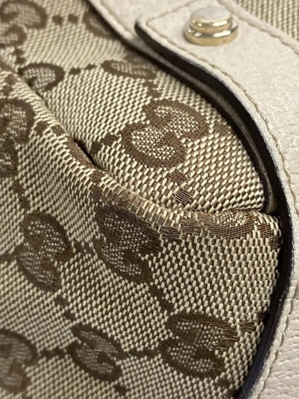 GUCCI Abbey, GG pattern 130736 Beige Dark Brown Cream Jacquard Leather Tote Bag - Picture 6 of 16